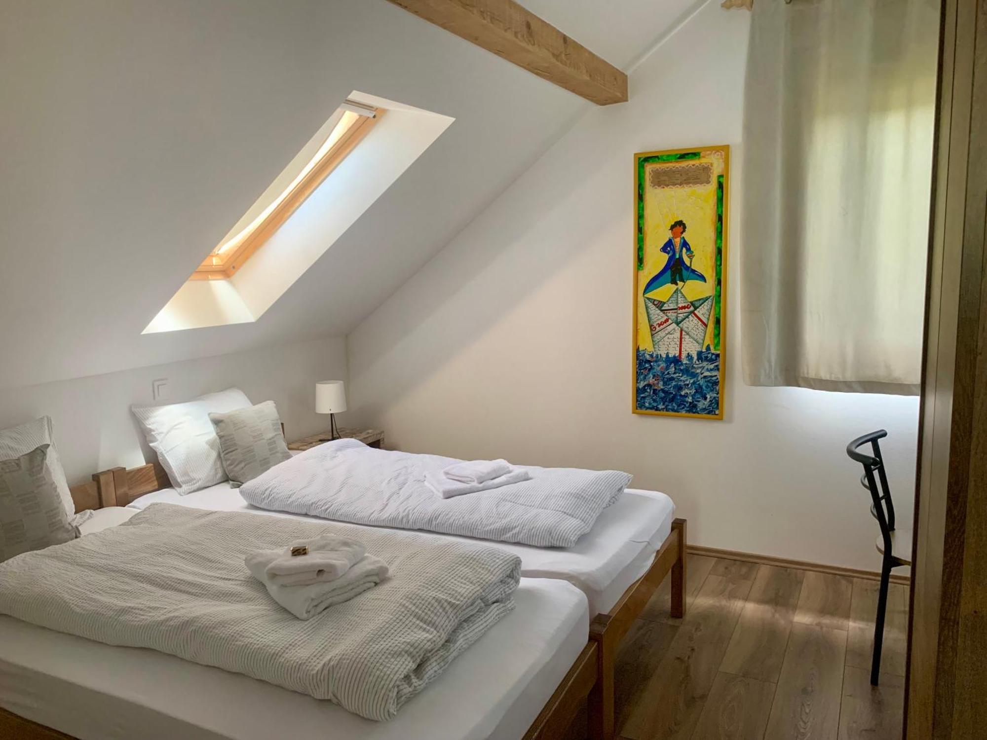 Wildernest Holiday Home Раковица Екстериор снимка